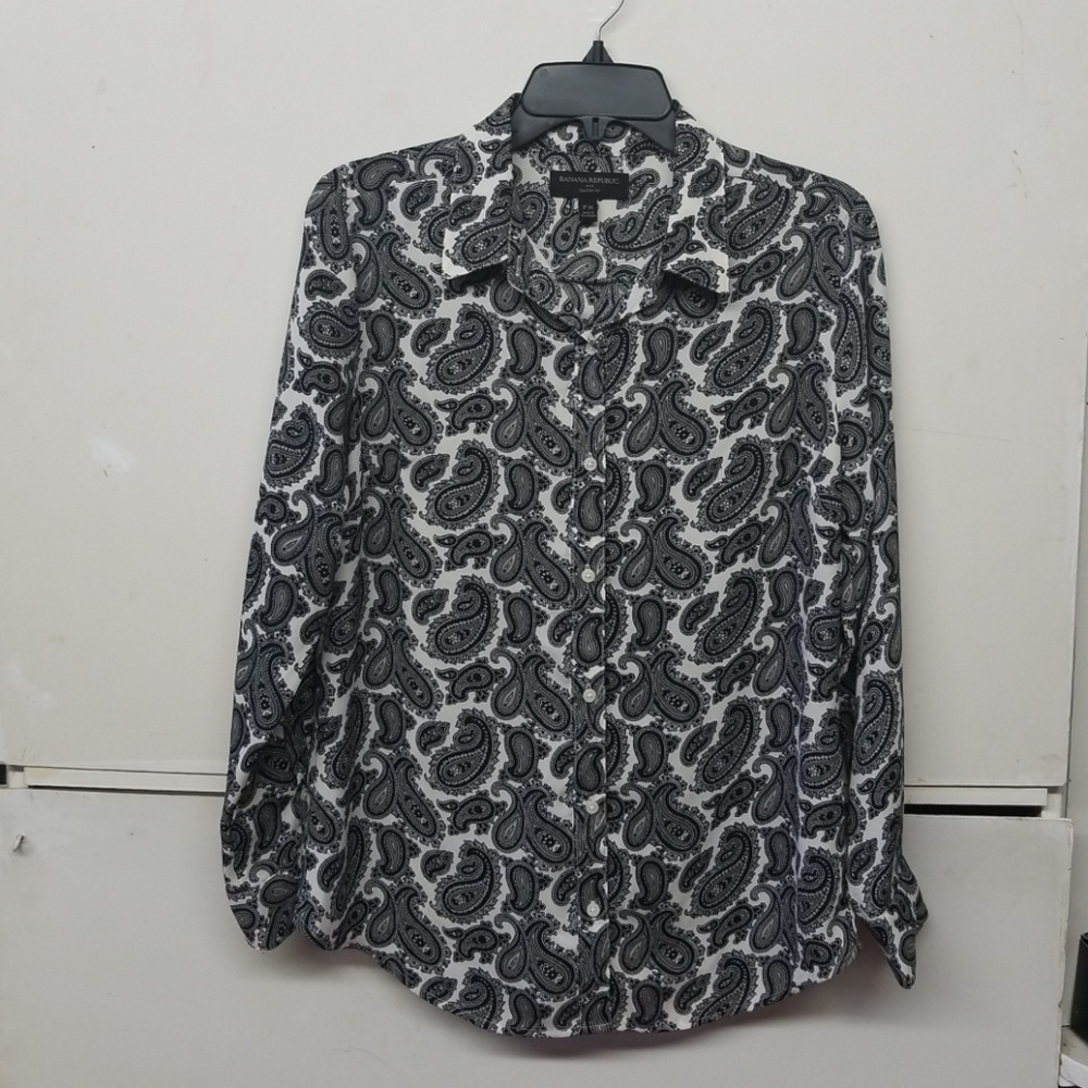 Nwot Banana Republic Patterned Long Sleeve Bluse
